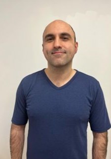 Michael Bayat 290x322.jpg