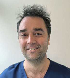 Speciallæge i anæstesi og intensiv medicin Christoffer Calov Jørgensen.